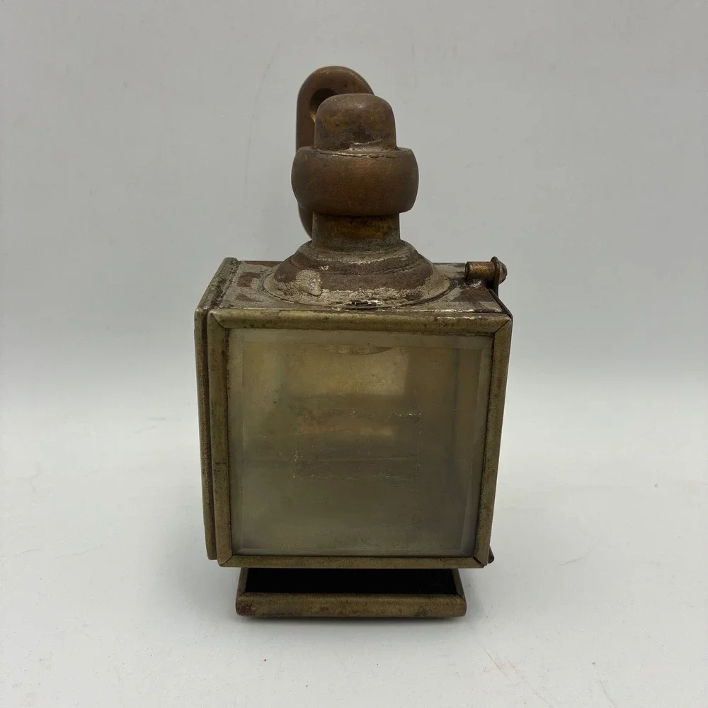 Antique Brass Metal Carriage Buggy Lantern Wall Mount Swivel Bracket Glass Lamp